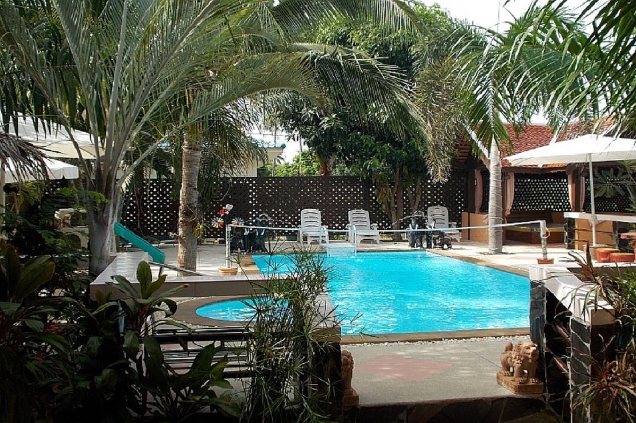Bee Nat Garden Resort Bang Rak Beach  Exterior foto